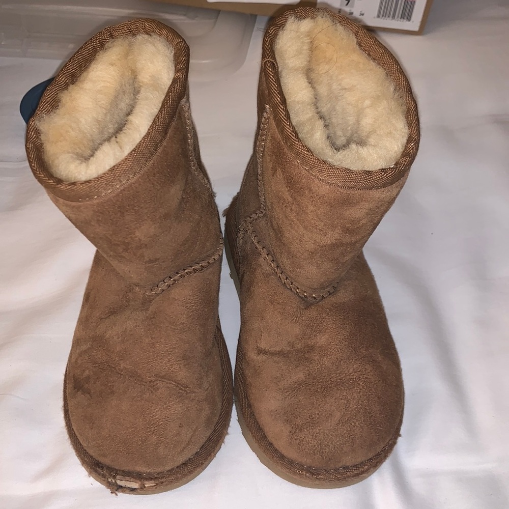 UGG classic boots little kid size 10.
